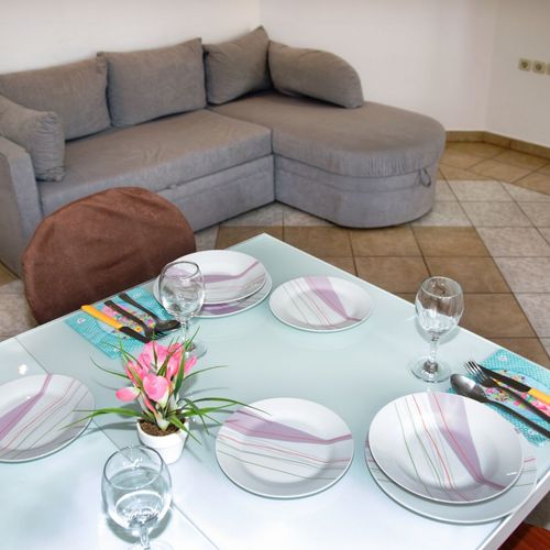 Apartament 2-osobowy z 1 pomieszczeniem sypialnianym (możliwa dostawka)