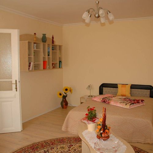 Gospodarstwo agroturystyczne 6-osobowy Family z widokiem na dziedziniec (możliwa dostawka)