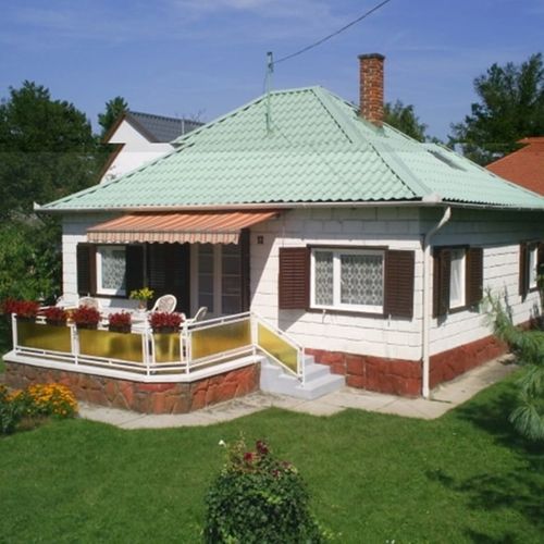 Casă de vară pentru 6 pers. (se inchirieaza doar integral)