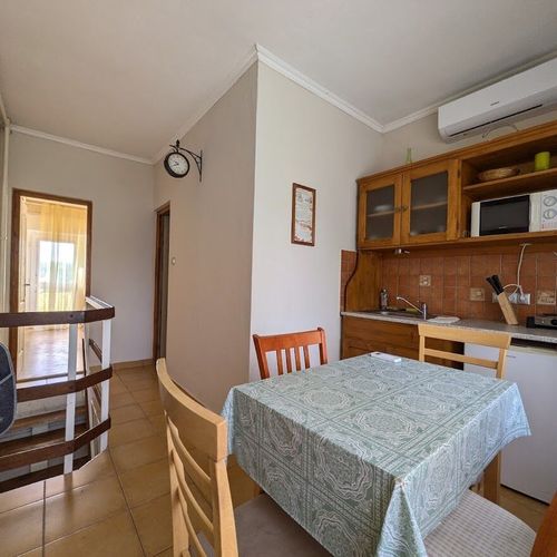 Apartament cu aer condiționat cu bucătărie proprie cu 2 camere pentru 4 pers.