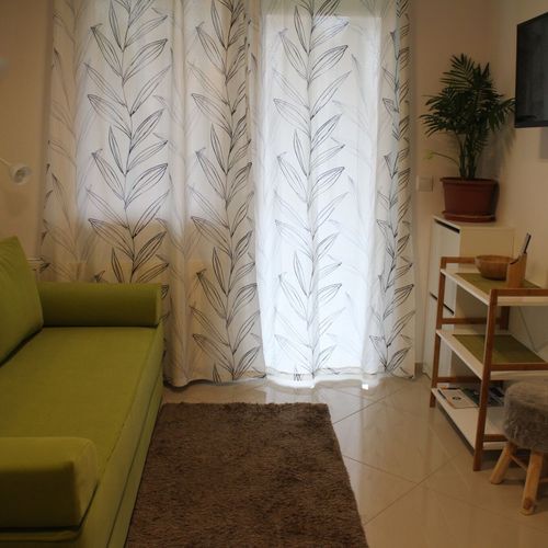 Apartament premium cu vedere spre grădină cu 2 camere pentru 4 pers.