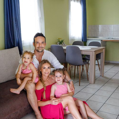 Apartman s koupelnou s manželskou postelí s 1 ložnicí na přízemí (s možností přistýlky)