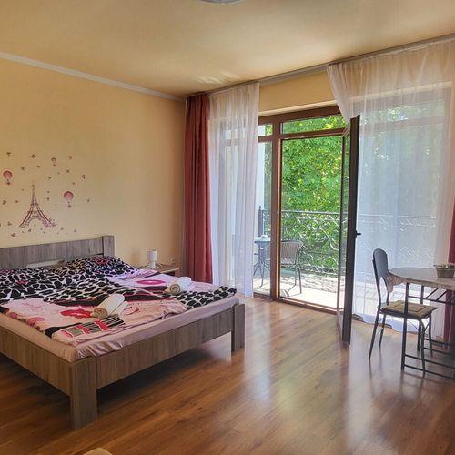 Apartament romantică cu balcon cu 1 camera pentru 3 pers.