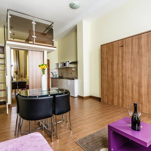 Apartament superior b cu 1 camera pentru 2 pers.