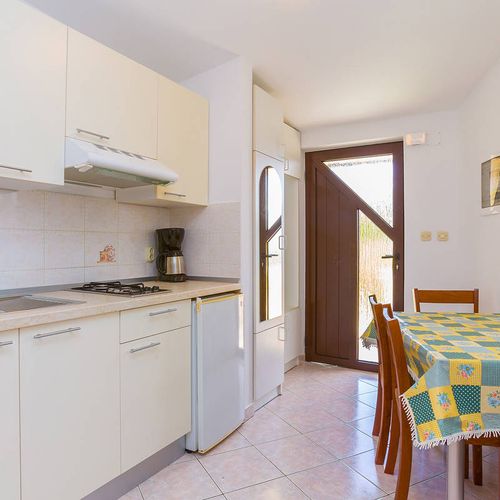 "C" Apartman pro 4 os. se 2 ložnicemi na poschodí