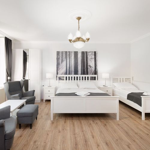 Apartament la parter cu 1 camera pentru 3 pers. (se poate solicita pat suplimentar)