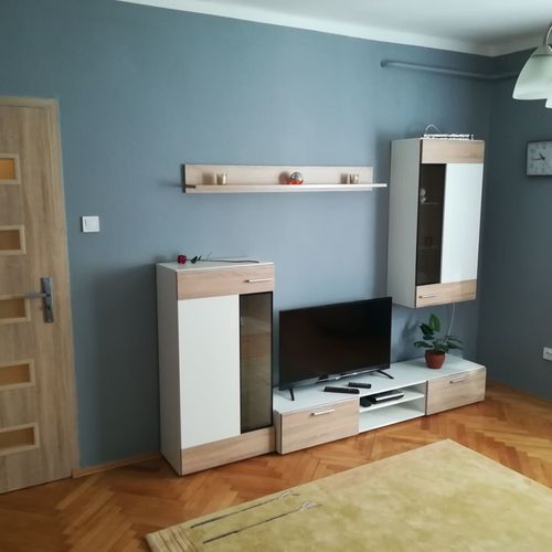 Apartament la parter cu baie cu 1 camera pentru 2 pers.
