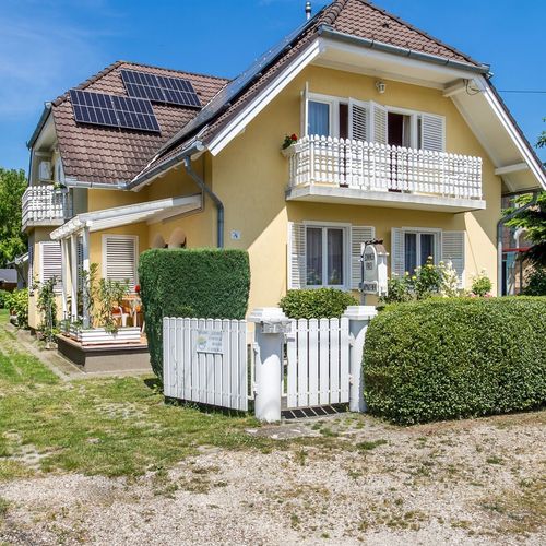 Casă de vară standard cu vedere spre grădină pentru 4 pers. (se inchirieaza doar integral) (se poate solicita pat suplimentar)