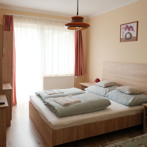 Apartament 5-osobowy Przyjazny podróżom rodzinnym z balkonem z 2 pomieszczeniami sypialnianymi