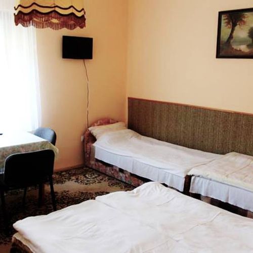 Apartament standard cu cadă cu 1 camera pentru 6 pers.