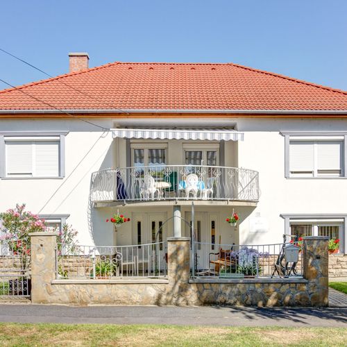 Apartament studio la etaj cu 1 camera pentru 2 pers.