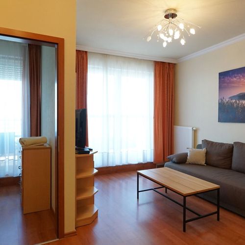 Apartament penthouse gold cu 2 camere pentru 4 pers.