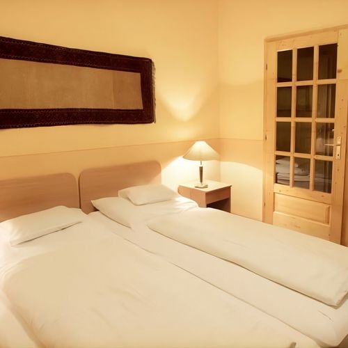 Pokój 2-osobowy Standard z prysznicem