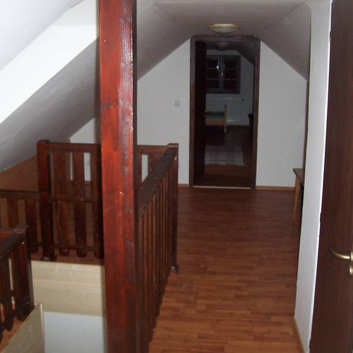 Casa rustică tourist întreaga unitate pentru 20 pers. (se inchirieaza doar integral) (se poate solicita pat suplimentar)