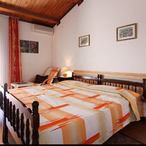 Apartament studio cu vedere spre mare cu 1 camera pentru 2 pers.