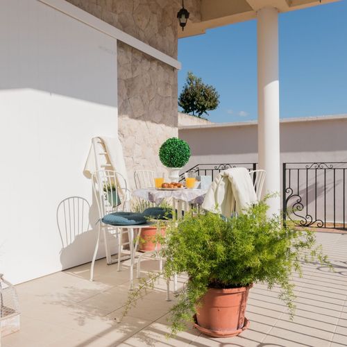 Apartament deluxe cu vedere spre lac cu 2 camere pentru 4 pers.
