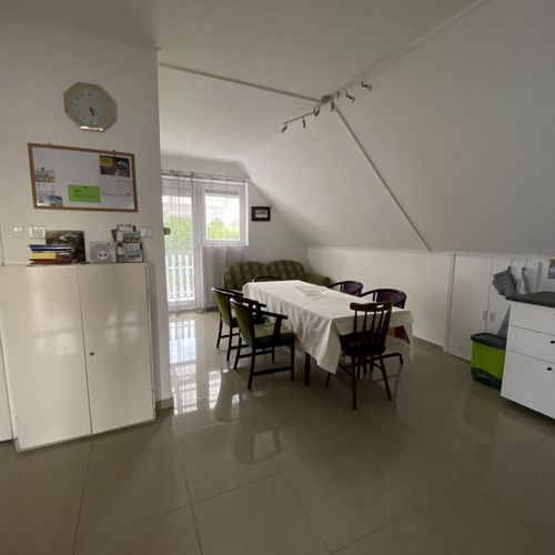 Apartament gold la etaj cu 3 camere pentru 7 pers.