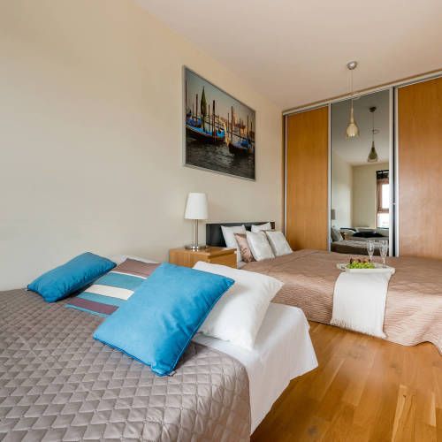 Apartament 4-osobowy Przyjazny podróżom rodzinnym Business Plus z 2 pomieszczeniami sypialnianymi