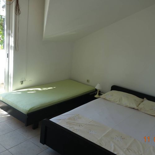Apartament studio cu vedere spre mare cu 1 camera pentru 2 pers.