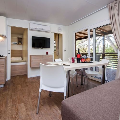 Apartament familial(ă) cu vedere spre mare cu 4 camere pentru 8 pers.
