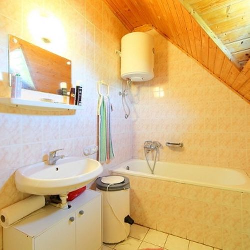 Domek letniskowy 5-osobowy z panoramą z widokiem na jezioro