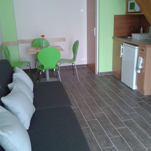 Apartament la parter maisonetă cu 2 camere pentru 4 pers.