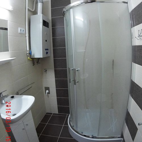 Apartament 6-osobowy Przyjazny podróżom rodzinnym z klimatyzacją z 3 pomieszczeniami sypialnianymi