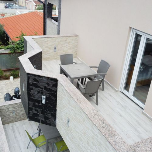 Apartament 5-osobowy z widokiem na morze z 2 pomieszczeniami sypialnianymi