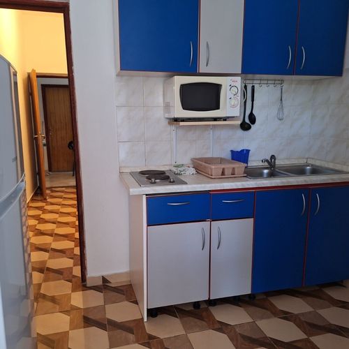 Apartament 5-osobowy na parterze z widokiem na morze z 2 pomieszczeniami sypialnianymi