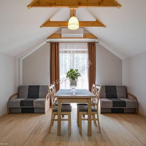 Apartament 5-osobowy z łazienką z aneksem kuchennym z 2 pomieszczeniami sypialnianymi