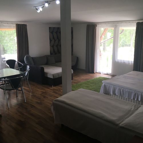 Apartament studio cu balcon cu 1 camera pentru 4 pers.