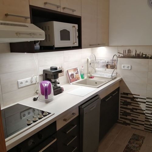Apartament superior cu balcon cu 2 camere pentru 6 pers.