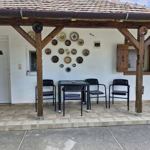 Apartman (jako celek) pro 4 os. s výhledem do dvora 