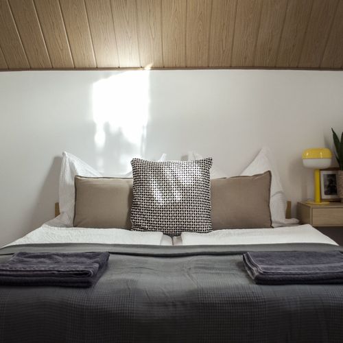 Apartament confort la etaj cu 2 camere pentru 4 pers.