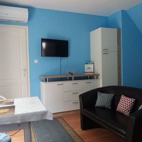 Apartament 2-osobowy na piętrze z widokiem na dziedziniec z 1 pomieszczeniem sypialnianym