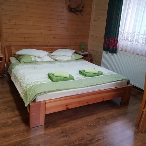 Pokój 3-osobowy z łazienką z widokiem na góry