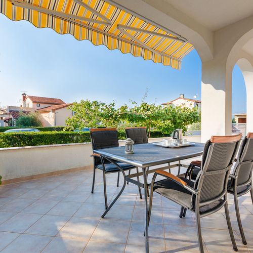 Apartament 4-osobowy z 1 pomieszczeniem sypialnianym