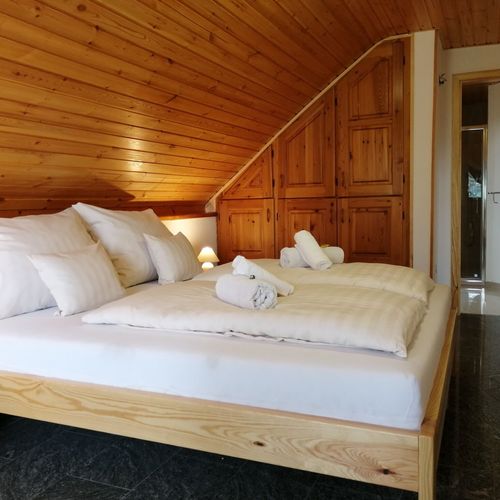 Apartament la etaj cu panoramă cu 2 camere pentru 4 pers.