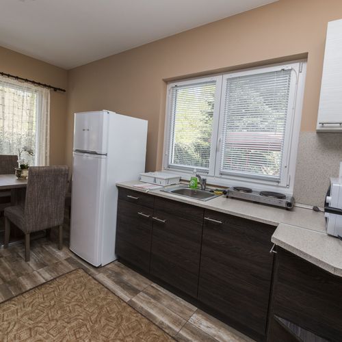 Apartament 5-osobowy na parterze Premia z 1 pomieszczeniem sypialnianym