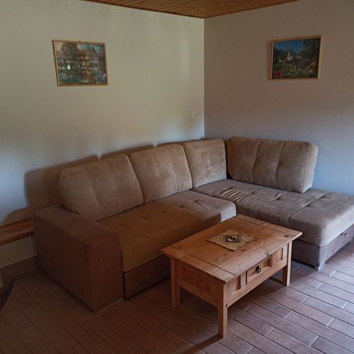 Apartament classic la etaj cu 2 camere pentru 4 pers.