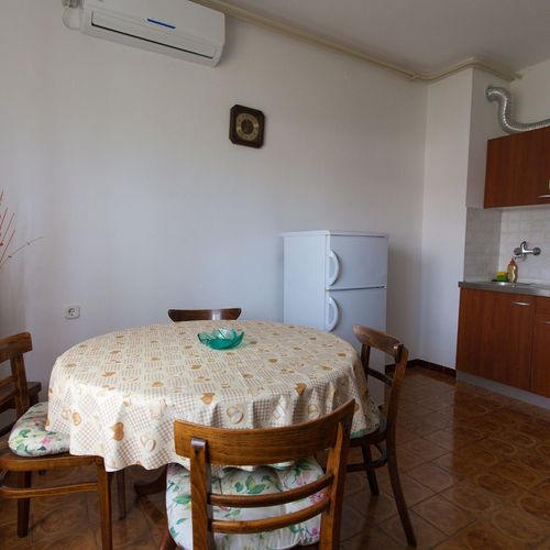 Apartament family cu vedere spre mare cu 2 camere pentru 4 pers. (se poate solicita pat suplimentar)