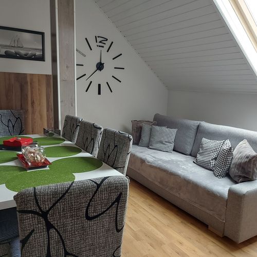 Apartament familial(ă) cu vedere spre grădină pentru 8 pers. (se inchirieaza doar integral)