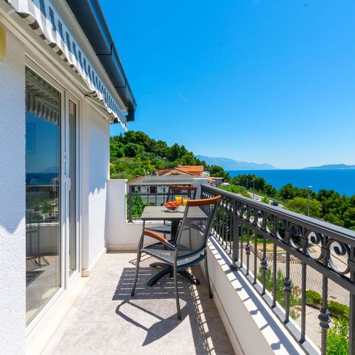 Apartament art cu vedere spre mare cu 1 camera pentru 2 pers.