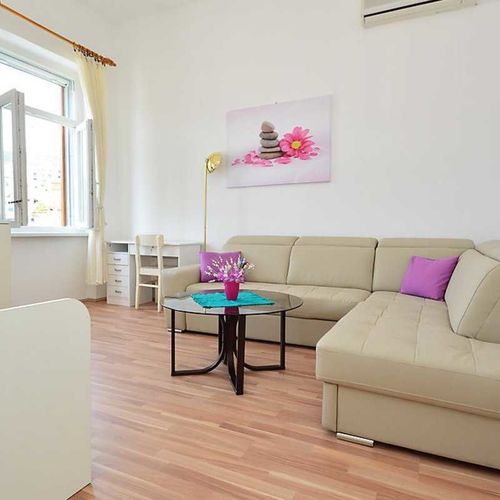 Apartament 3-osobowy z 2 pomieszczeniami sypialnianymi (możliwa dostawka)