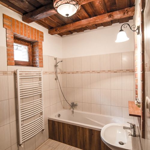 Apartament familial(ă) cu bucătărie proprie cu 2 camere pentru 5 pers.