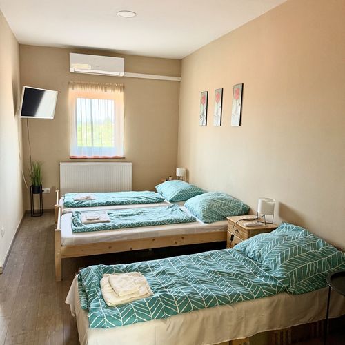 Pokój 2-osobowy z własną kuchnią z panoramą (możliwa dostawka)