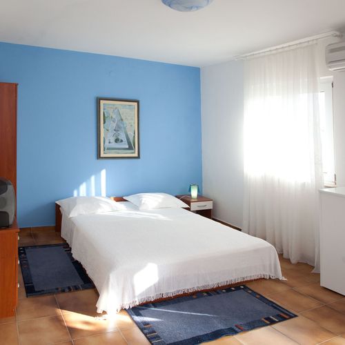 Apartament 3-osobowy Studio tV z płaskim ekranem z 2 pomieszczeniami sypialnianymi