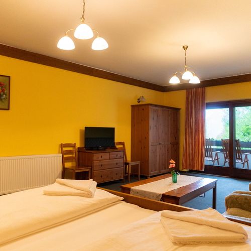Apartament 8-osobowy Wielki Przyjazny podróżom rodzinnym z 3 pomieszczeniami sypialnianymi