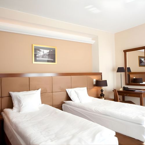 Camera  executive twin