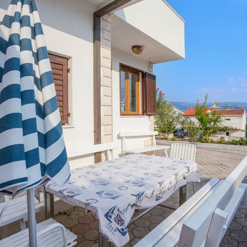 Apartament cu aer condiționat cu terasă cu 1 camera pentru 5 pers. A-13298-a